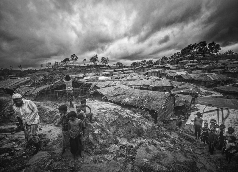 Bangladesh, Myanmar, Black and white, 2017 © Humberto Tan.